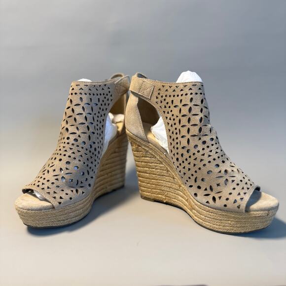 Marc Fisher Harlea Wedge Sandal - Picture 2 of 6